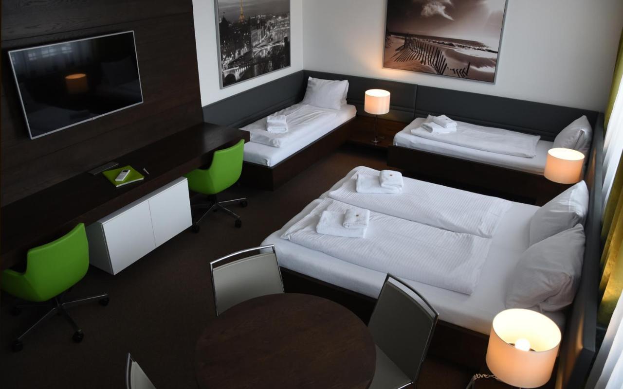 Hotel Harmony Medical & Wellness-Free Parking, 1,8Km From The Center Kroměříž Exterior foto